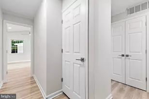 13117 Melville Ln, Fairfax, VA 22033 - Photo 28
