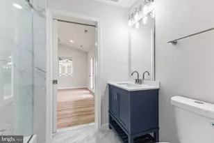 13117 Melville Ln, Fairfax, VA 22033 - Photo 22