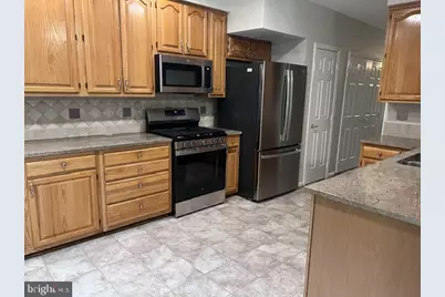 7001 Fieldhurst Court, Alexandria, VA 22315 - Photo 10