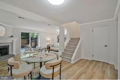 7821 Groveland Square, Springfield, VA 22153 - Photo 26