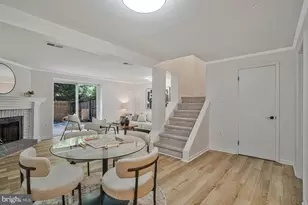 7821 Groveland Square, Springfield, VA 22153 - Photo 26