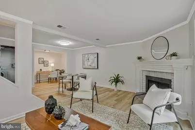 7821 Groveland Square, Springfield, VA 22153 - Photo 30