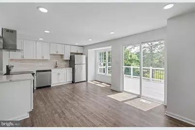 13803 Laura Ratcliff Court, Centreville, VA 20121 - Photo 8