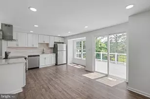 13803 Laura Ratcliff Ct, Centreville, VA 20121 - Photo 8