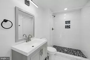 13803 Laura Ratcliff Ct, Centreville, VA 20121 - Photo 32