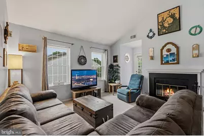 6043 Essex House Square #B, Alexandria, VA 22310 - Photo 6