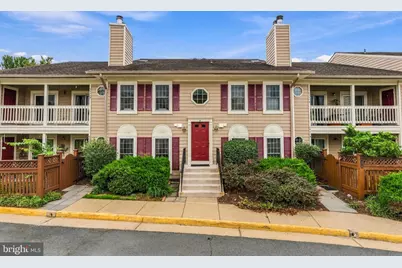 6043 Essex House Square #B, Alexandria, VA 22310 - Photo 2