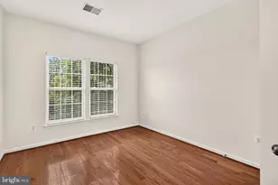 14020 Gill Brook Ln, Centreville, VA 20121 - Photo 34