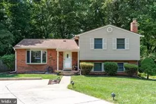 6204 Erman Ct, Burke, VA 22015 - Photo 2