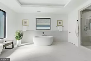 1734 Pimmit Dr, Falls Church, VA 22043 - Photo 12