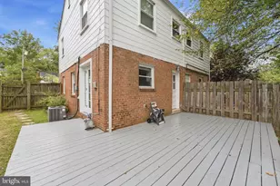 2304 Fairview Terrace, Alexandria, VA 22303 - Photo 26