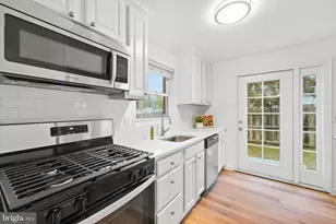 2304 Fairview Terrace, Alexandria, VA 22303 - Photo 22