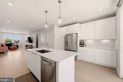 14347 Glen Manor Drive #204, Chantilly, VA 20151 - Photo 10