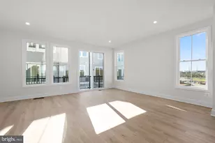 3 Aviation Pl, Herndon, VA 20171 - Photo 10