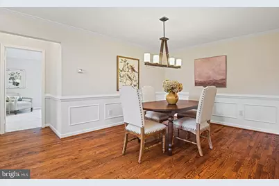 2271 Kings Garden Way, Falls Church, VA 22043 - Photo 2
