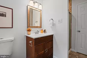 2271 Kings Garden Way, Falls Church, VA 22043 - Photo 38