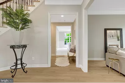 904 Locust Street, Herndon, VA 20170 - Photo 4
