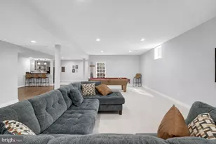 904 Locust St, Herndon, VA 20170 - Photo 58