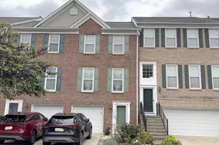 13020 Rose Petal Cir, Herndon, VA 20171 - Photo 1