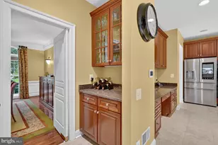 8248 Native Violet Dr, Lorton, VA 22079 - Photo 16