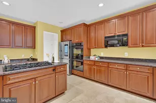 8248 Native Violet Dr, Lorton, VA 22079 - Photo 20