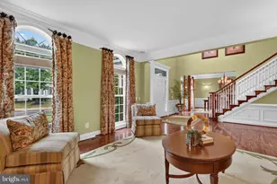 8248 Native Violet Dr, Lorton, VA 22079 - Photo 10