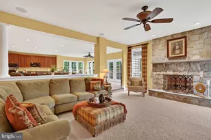 8248 Native Violet Dr, Lorton, VA 22079 - Photo 32