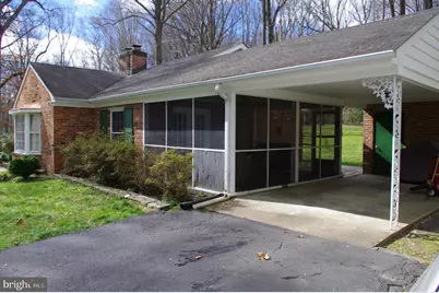 9001 Glenbrook Road, Fairfax, VA 22031 - Photo 22