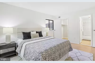 9731 Kings Crown Court #1, Fairfax, VA 22031 - Photo 16