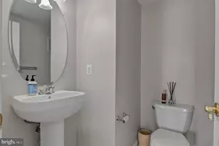 4619 Hummingbird Ln, Fairfax, VA 22033 - Photo 16