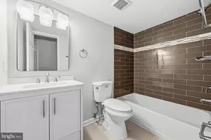 7804 Inverton Rd, Annandale, VA 22003 - Photo 24