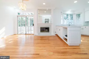 7704 Annandale Mains Ct, Annandale, VA 22003 - Photo 10