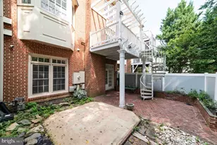 7704 Annandale Mains Ct, Annandale, VA 22003 - Photo 48
