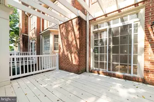 7704 Annandale Mains Ct, Annandale, VA 22003 - Photo 22