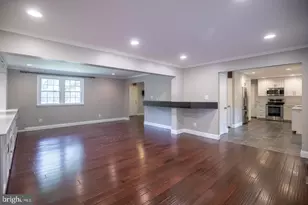 4836 Gainsborough Dr, Fairfax, VA 22032 - Photo 6