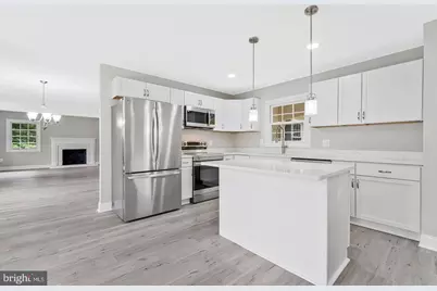 12806 Middleton Lane, Fairfax, VA 22033 - Photo 2