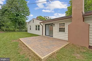 12806 Middleton Ln, Fairfax, VA 22033 - Photo 32