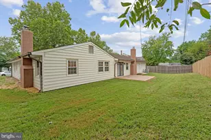 12806 Middleton Ln, Fairfax, VA 22033 - Photo 34