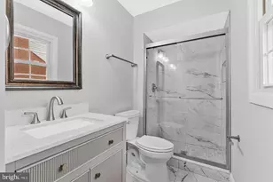12806 Middleton Ln, Fairfax, VA 22033 - Photo 24