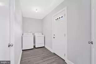 12806 Middleton Ln, Fairfax, VA 22033 - Photo 28