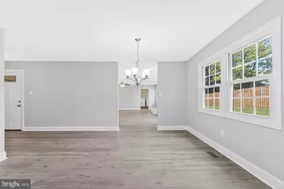 12806 Middleton Lane, Fairfax, VA 22033 - Photo 8