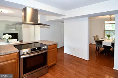 13985 Cabells Mill Drive, Centreville, VA 20120 - Photo 30