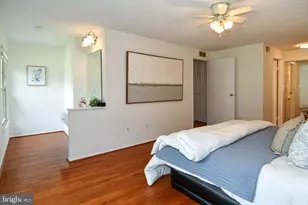 13985 Cabells Mill Dr, Centreville, VA 20120 - Photo 18