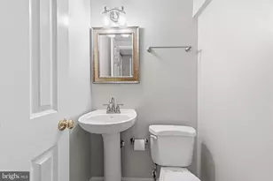 1432 Filene Ct, Vienna, VA 22182 - Photo 28