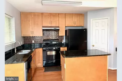 13116 Quail Creek Lane, Fairfax, VA 22033 - Photo 12
