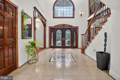 5124 Kenwood Drive, Annandale, VA 22003 - Photo 2