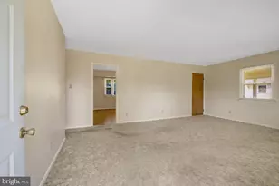 821 Grant St, Herndon, VA 20170 - Photo 10