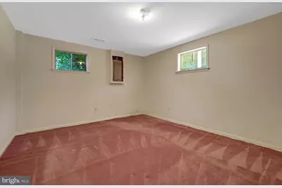 821 Grant Street, Herndon, VA 20170 - Photo 32
