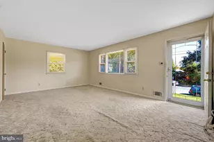 821 Grant St, Herndon, VA 20170 - Photo 8