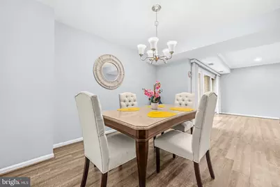 9715 Kings Crown Court #201, Fairfax, VA 22031 - Photo 8